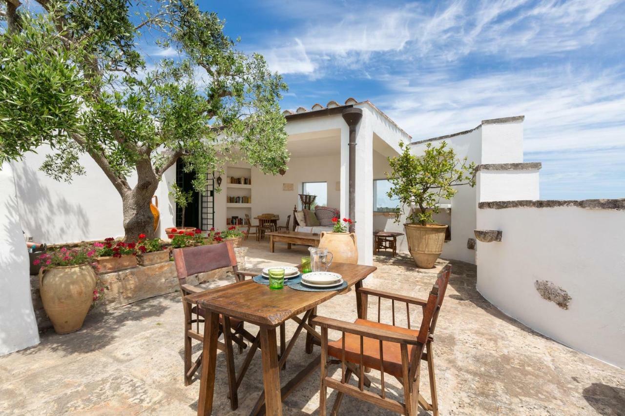 Trullo il Karrubo Villa Ostuni Dış mekan fotoğraf