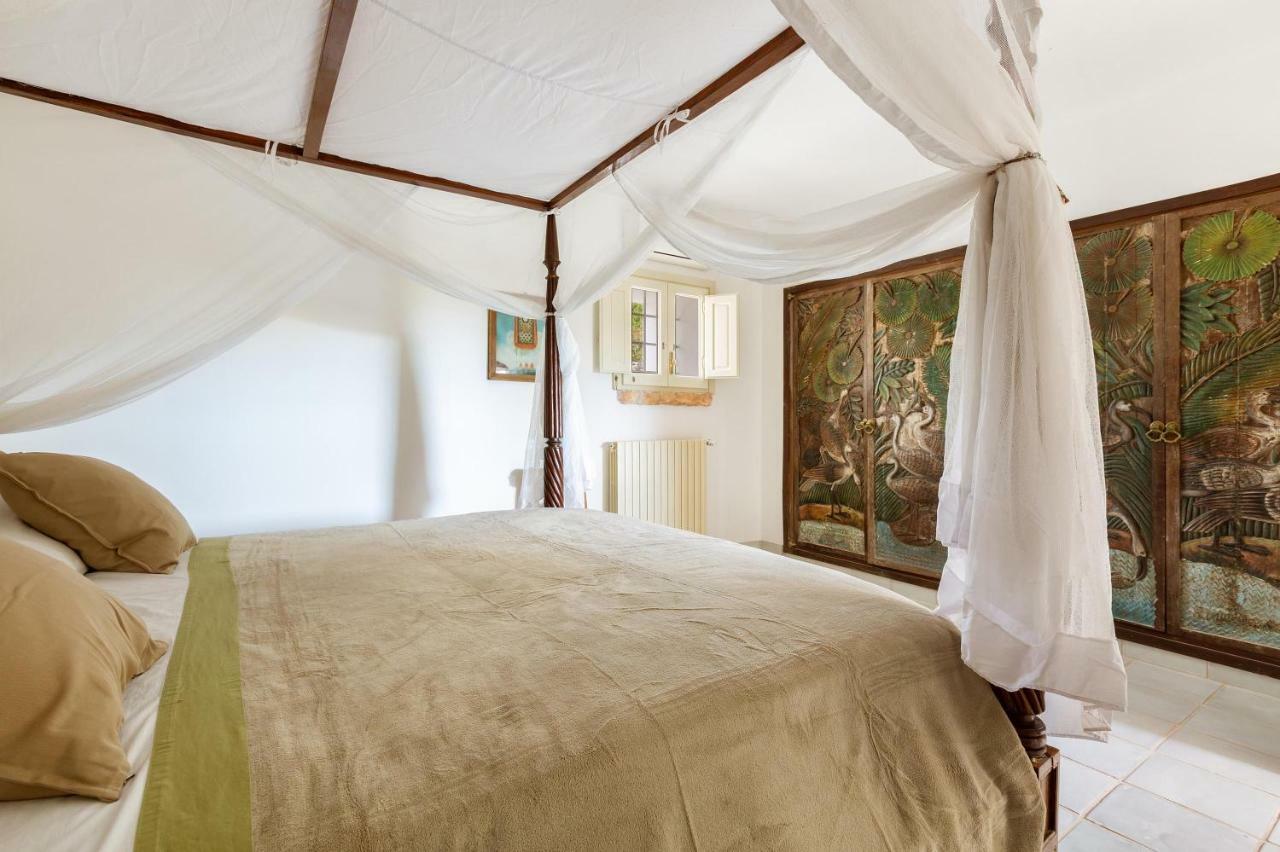 Trullo il Karrubo Villa Ostuni Dış mekan fotoğraf